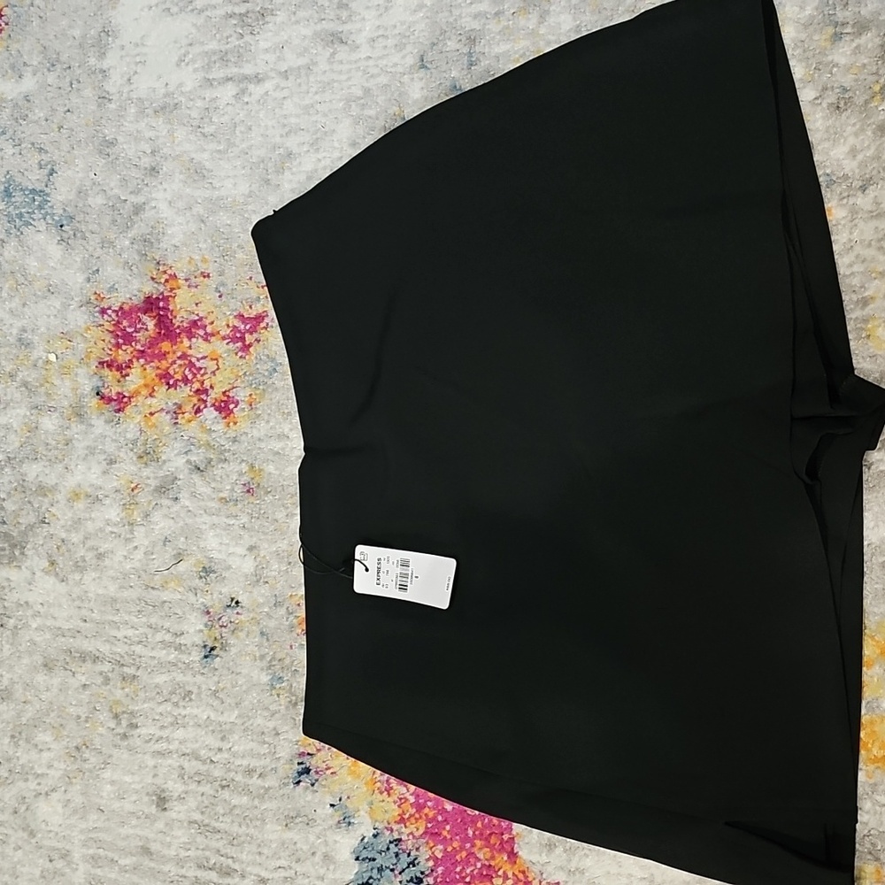 Express Editor Black Skort